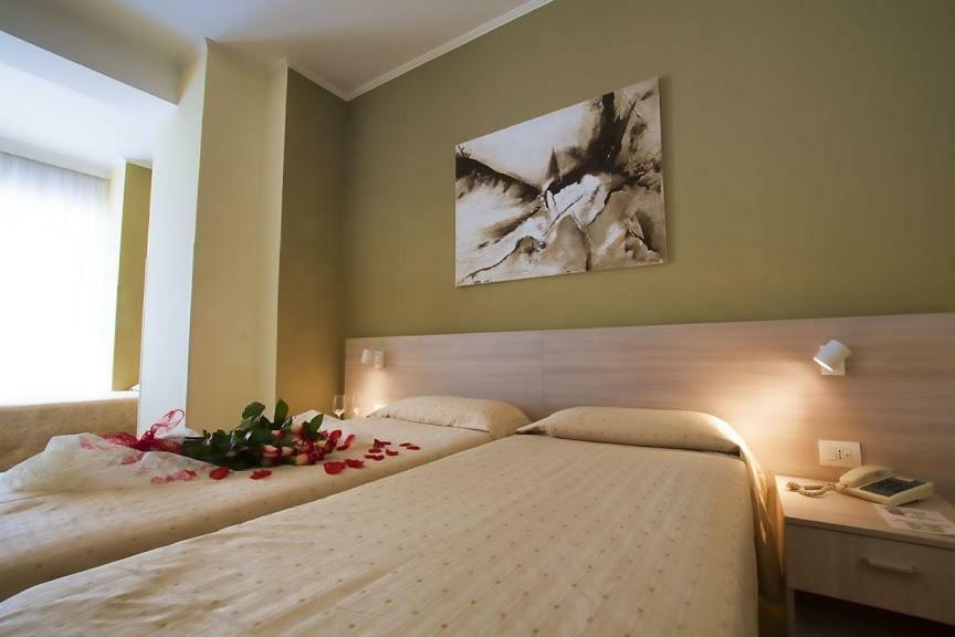 Hotel Scacciapensieri Nettuno Exterior foto